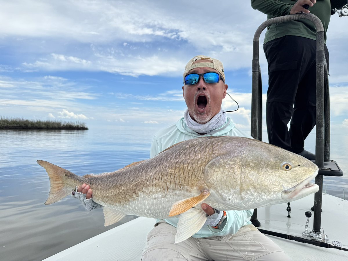 ChuckRocha's tweet image. When #NN25 is held in New Orleans, you get here a day early and go fish for GIANT #Redfish in the bayou!