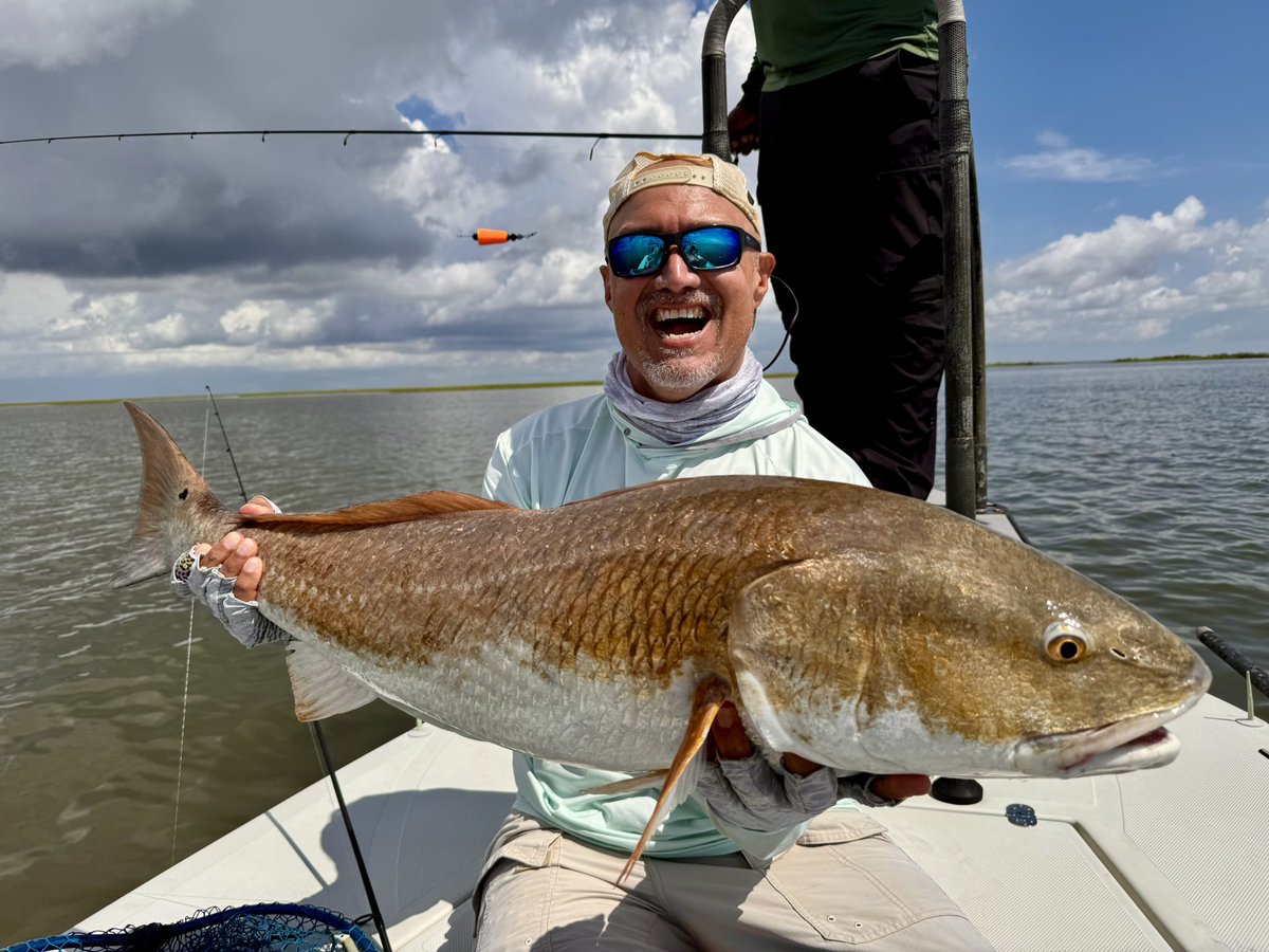 ChuckRocha's tweet image. When #NN25 is held in New Orleans, you get here a day early and go fish for GIANT #Redfish in the bayou!