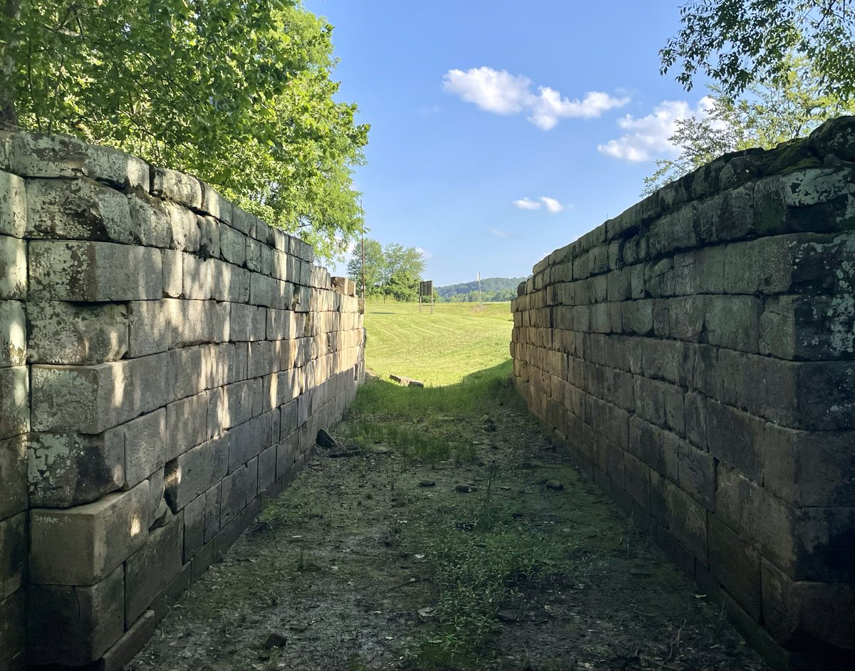 JoshLipnik's tweet photo. Hocking Valley Canal Lock 17
Haydenville, OH https://t.co/a5YJwPwerO