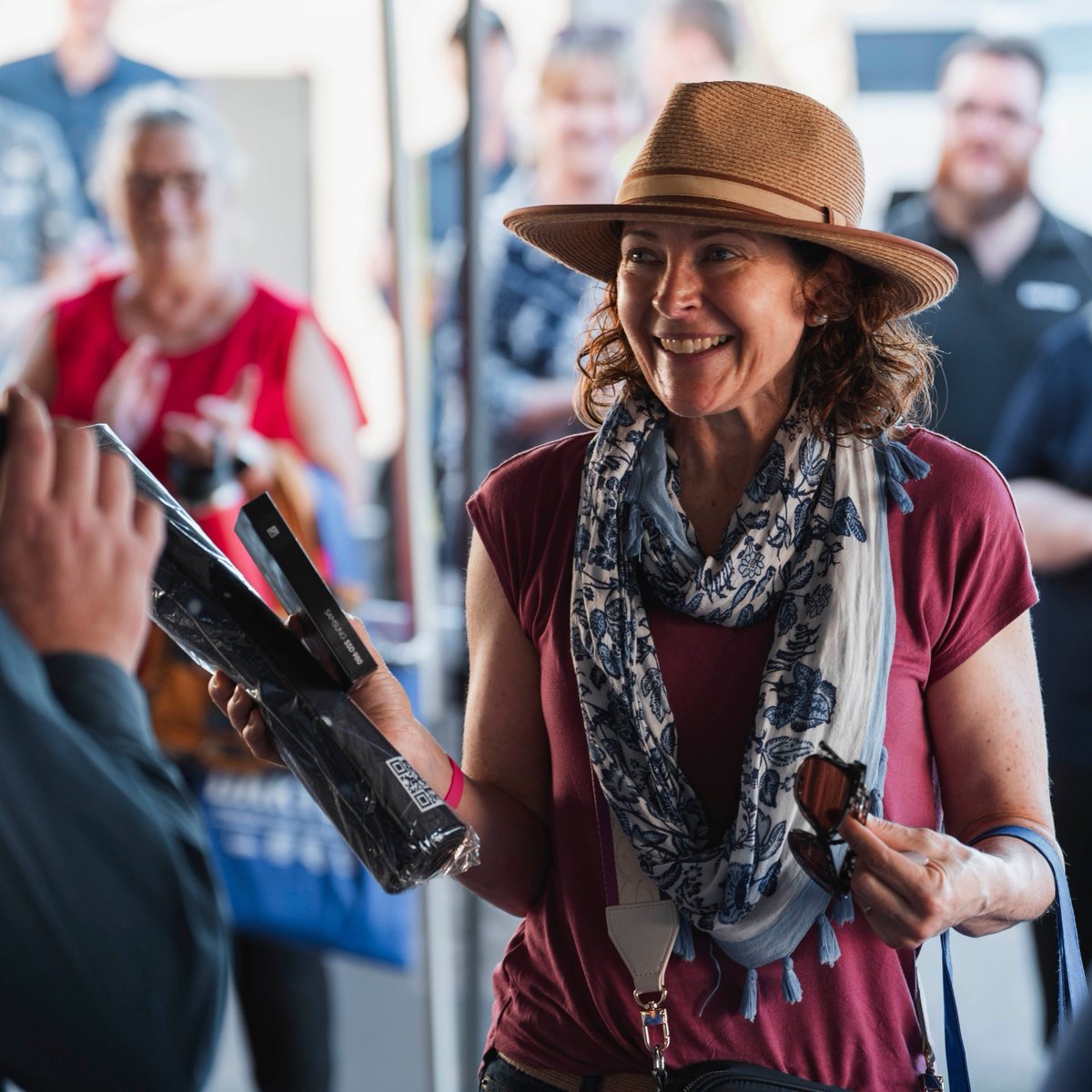 Let the party continue! The last of the photos have arrived and we are excited to share them with you. It was one of the warmest winter afternoons that we had in a while but that made the mocktails that even more refreshing.

Check out the winners of the lucky door prize