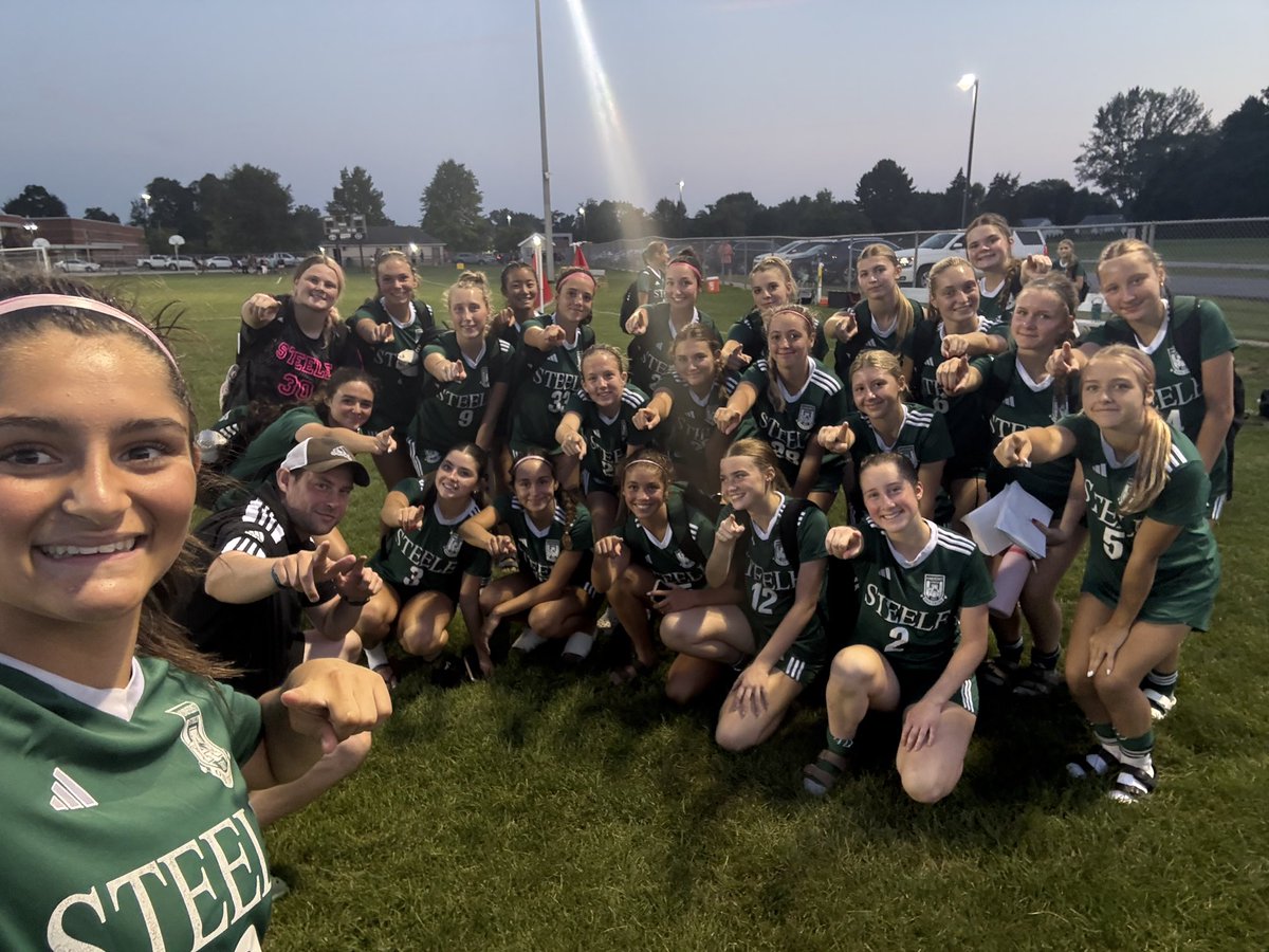 Gary Gonzalez (@cometcoachgonzo) on Twitter photo First selfie of the season. Thanks to Brecksville for coming out for a pair of lively preseason contests and best of luck this season! <a href="/_BBHHS/">BBHHS - Go Bees</a> First selfie of the season. Thanks to Brecksville for coming out for a pair of lively preseason contests and best of luck this season! <a href="/_BBHHS/">BBHHS - Go Bees</a>