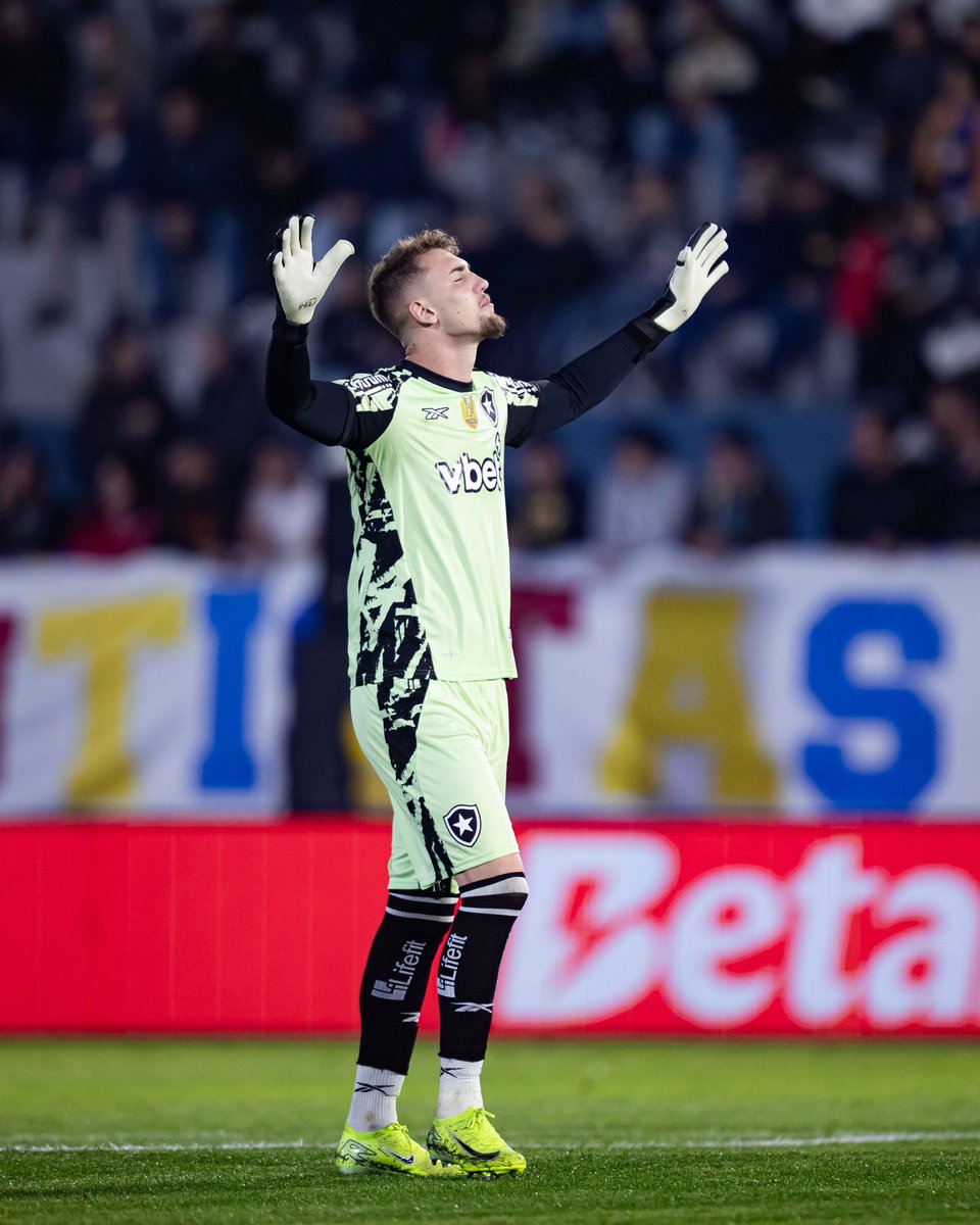 CLASSIFICADOS!!!
Toda honra e toda glória a Deus 🙌🏻🙌🏻
Vamos Botafogo ⚫️⚪️🔥