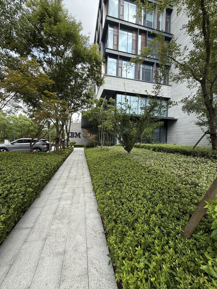 Alan Chow tweet media