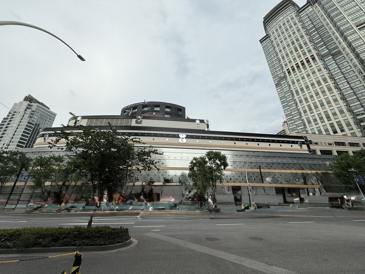 Alan Chow tweet media