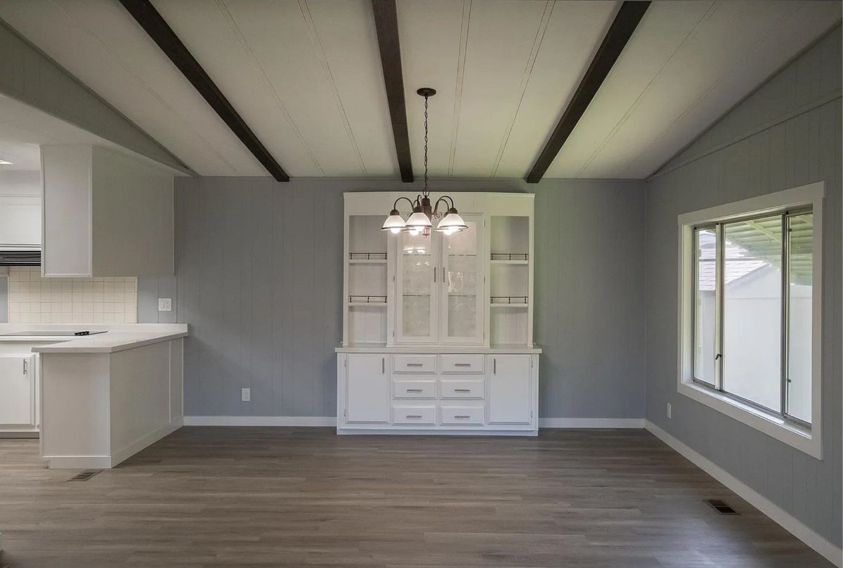 4plexes's tweet image. 🔥 Dream 3-Bedroom Home, Fully Renovated in Vibrant 55+ Community in Salem, Oregon! Affordable &amp;amp; Modern – Ready to Move In? DM for info - $95k