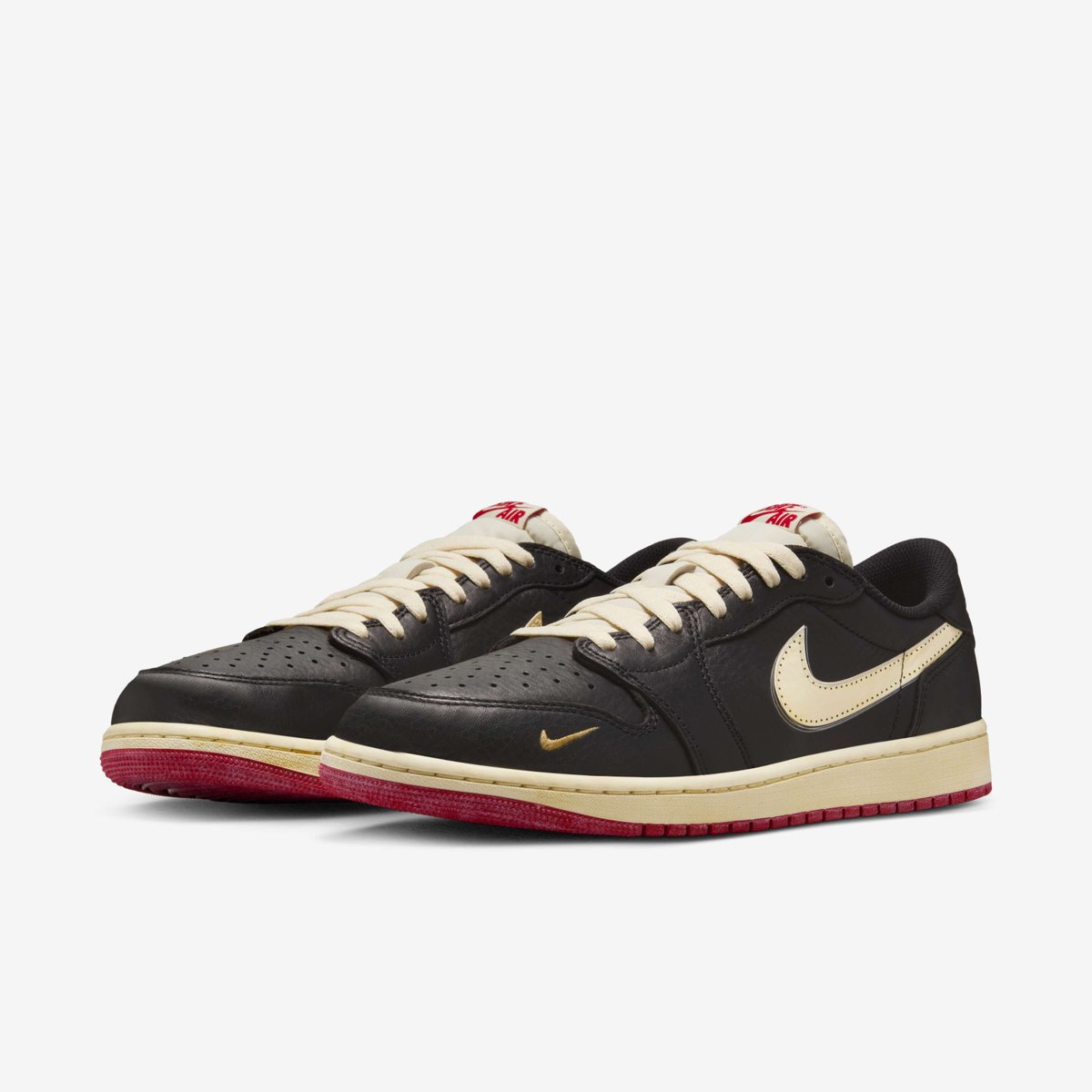 brandon1an's tweet photo. Official images of the Nigel Sylvester x Air Jordan 1 Retro Low OG, releasing August 16th for $165 https://t.co/CCCMHXX5tt