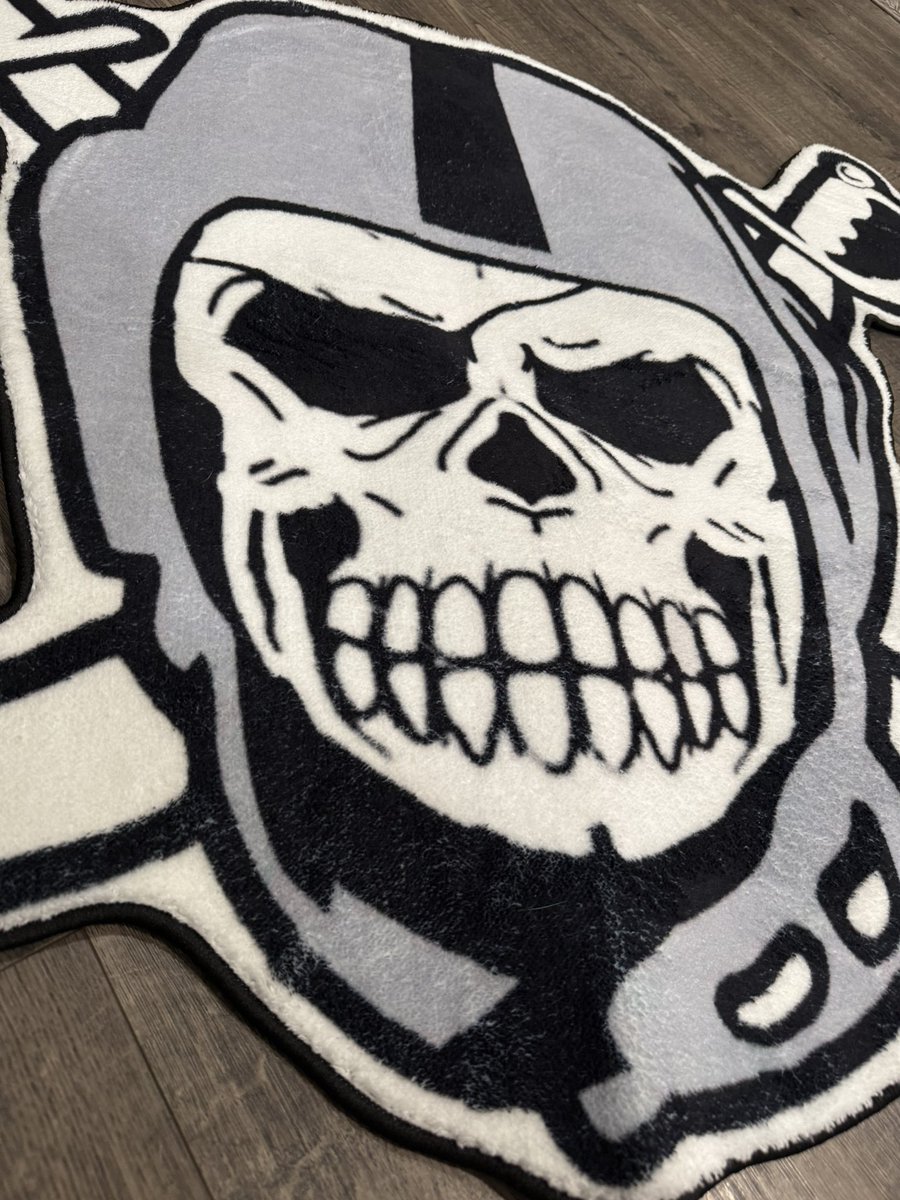 Y K B pins 🏴‍☠️ tweet media