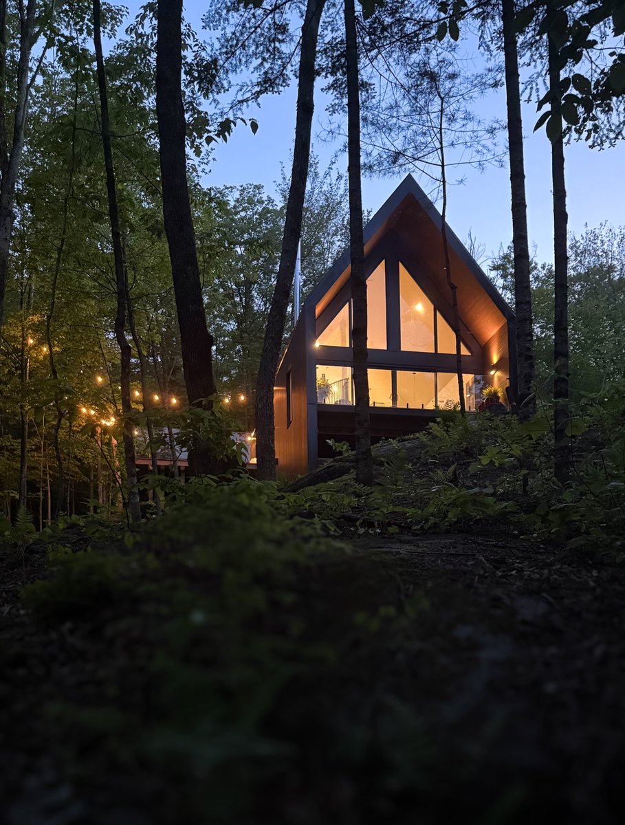 mattfunkk's tweet image. THE CABIN BUILD THREAD

After 4 years owning the property. A 2 year build time. I managed to build a new modern cabin overlooking a scenic waterfall. Lots, but not all was done by me. Learned.Struggled.Persevered.Willing to share my experience with you all, feel free to ask any…