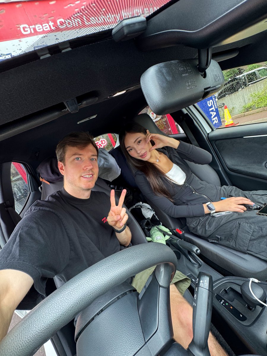 Hokkaido little road trip! 🚙 🐻 🛣️ 

Starting NOW! 🇯🇵 LIVE