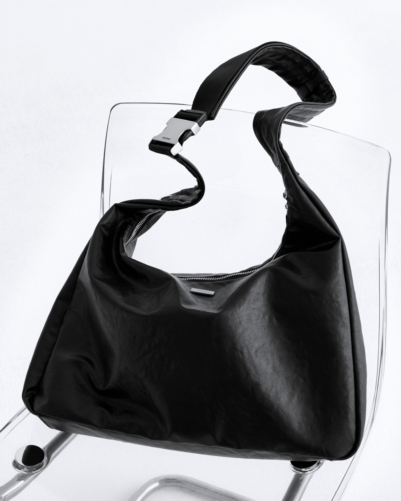 LIP SERVICE HAPPY BAG 2025ツイードバッグ　BLACK リップサービス 2025 HAPPY BAG ツイードトートBAG