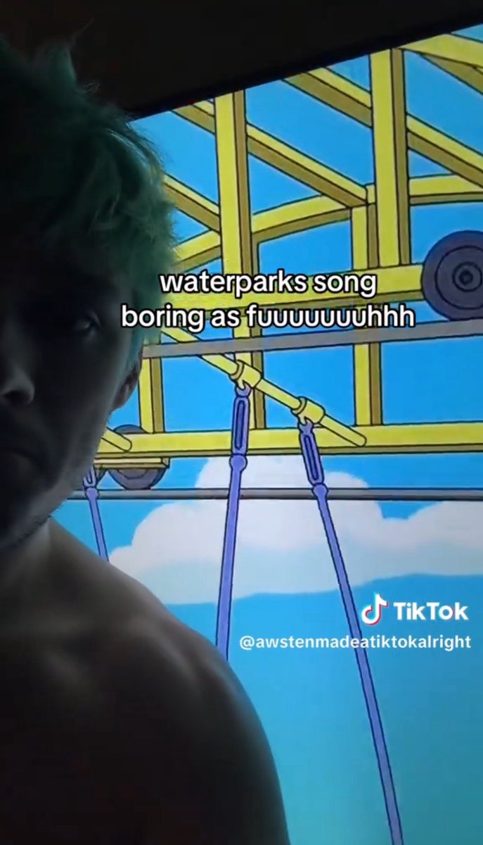 nice to know that He knows that the cookie is wanted by many around the globe 🍪🐝