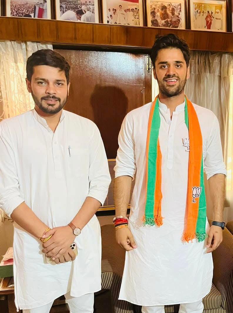 BhambuAdv's tweet image. जन्मदिन की हार्दिक शुभकामनाएं @Niteshahiryadav
भगवान श्री गुरु जम्भेश्वर जी से आप की दीर्घायु व स्वस्थ जीवन की मंगलकामना करता हूँ।
🙏