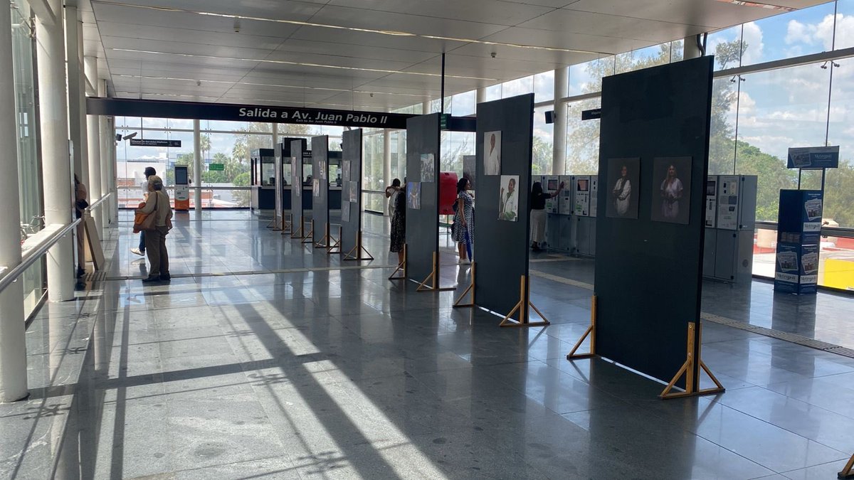 InMujerTonala's tweet photo. 📸 Las de Tonalá llegan a Zapopan 🙌🏼

Una exposición fotográfica que rinde homenaje a las mujeres tonaltecas y su aportación a la vida comunitaria, cultural e histórica del municipio.

🗓 Disponible todo agosto
📍 Estación Zapopan Centro, Línea 3 https://t.co/ugXmEFjWL8