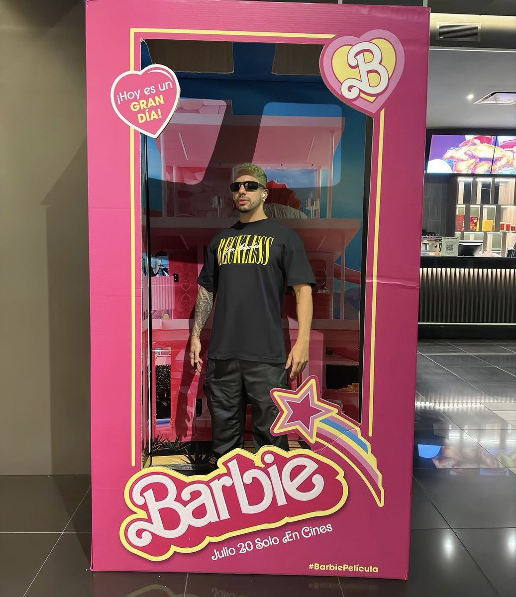 Lindy Muñoz tweet media