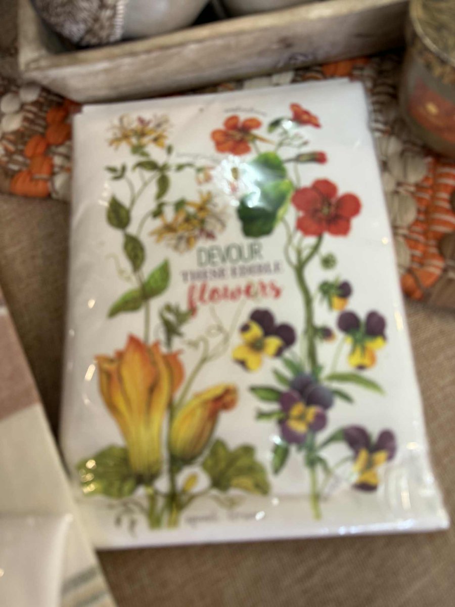 Fall will soon be here. We have fun fall merchandise. #Fall #Neills #ShopPullman