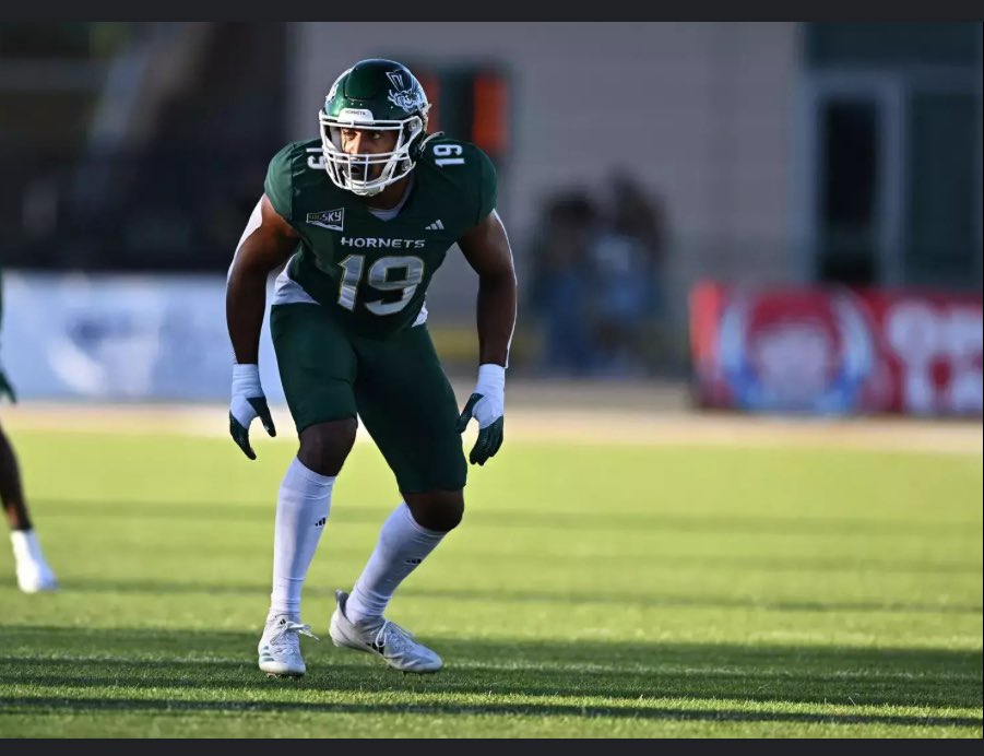 Blessed to receive D1 offer from <a href="/SacHornetsFB/">Sac State Football</a> <a href="/CoachDReakes/">Daniel Reakes</a>