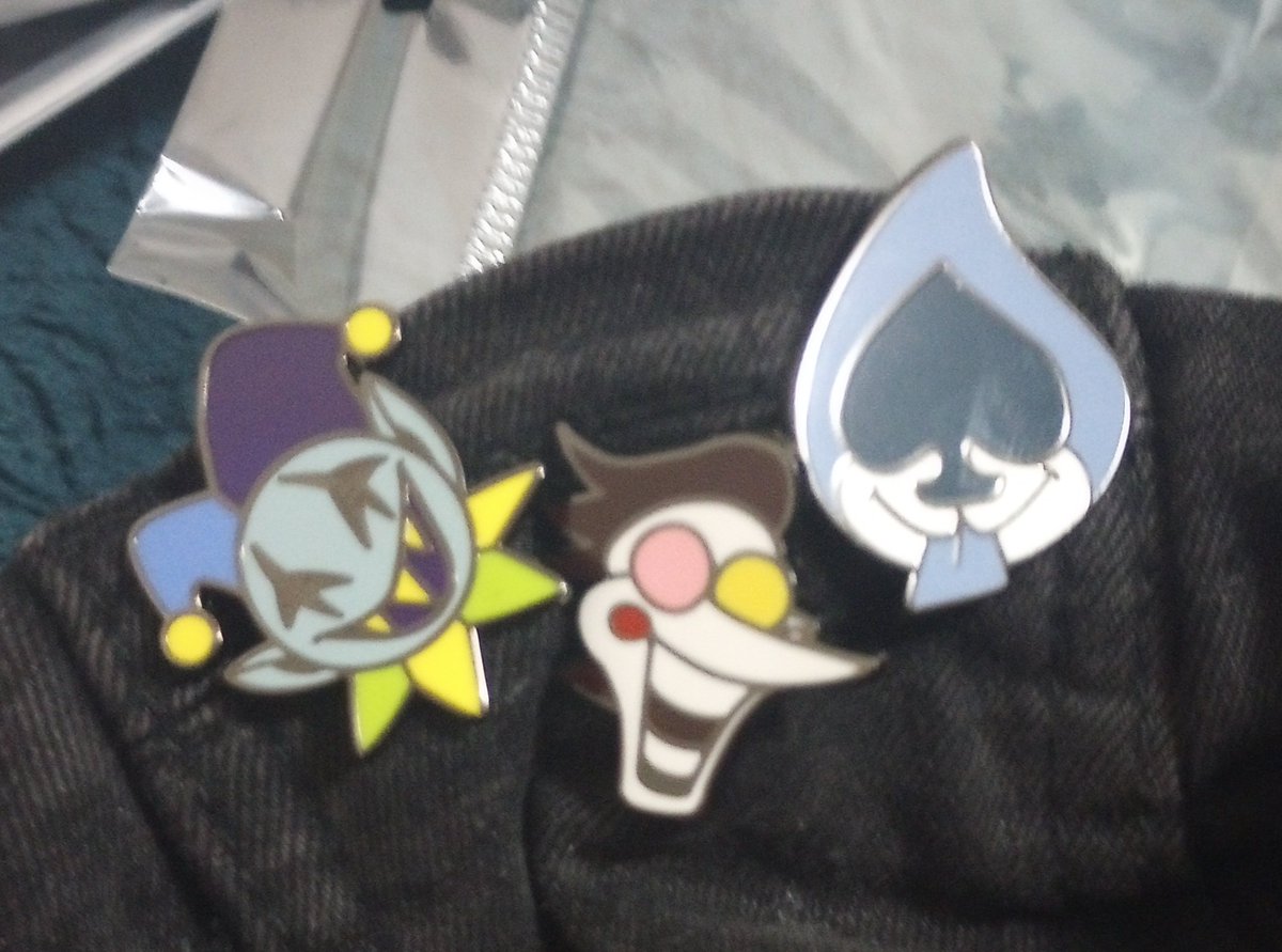 sweettoothfrot's tweet photo. Pocket people https://t.co/pgOr5IWmLg