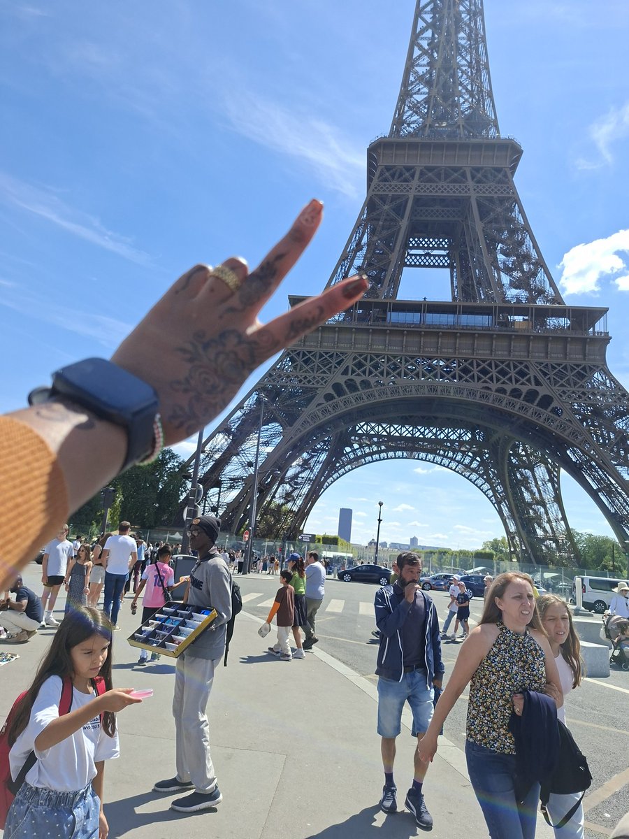 Safari hapa pale....