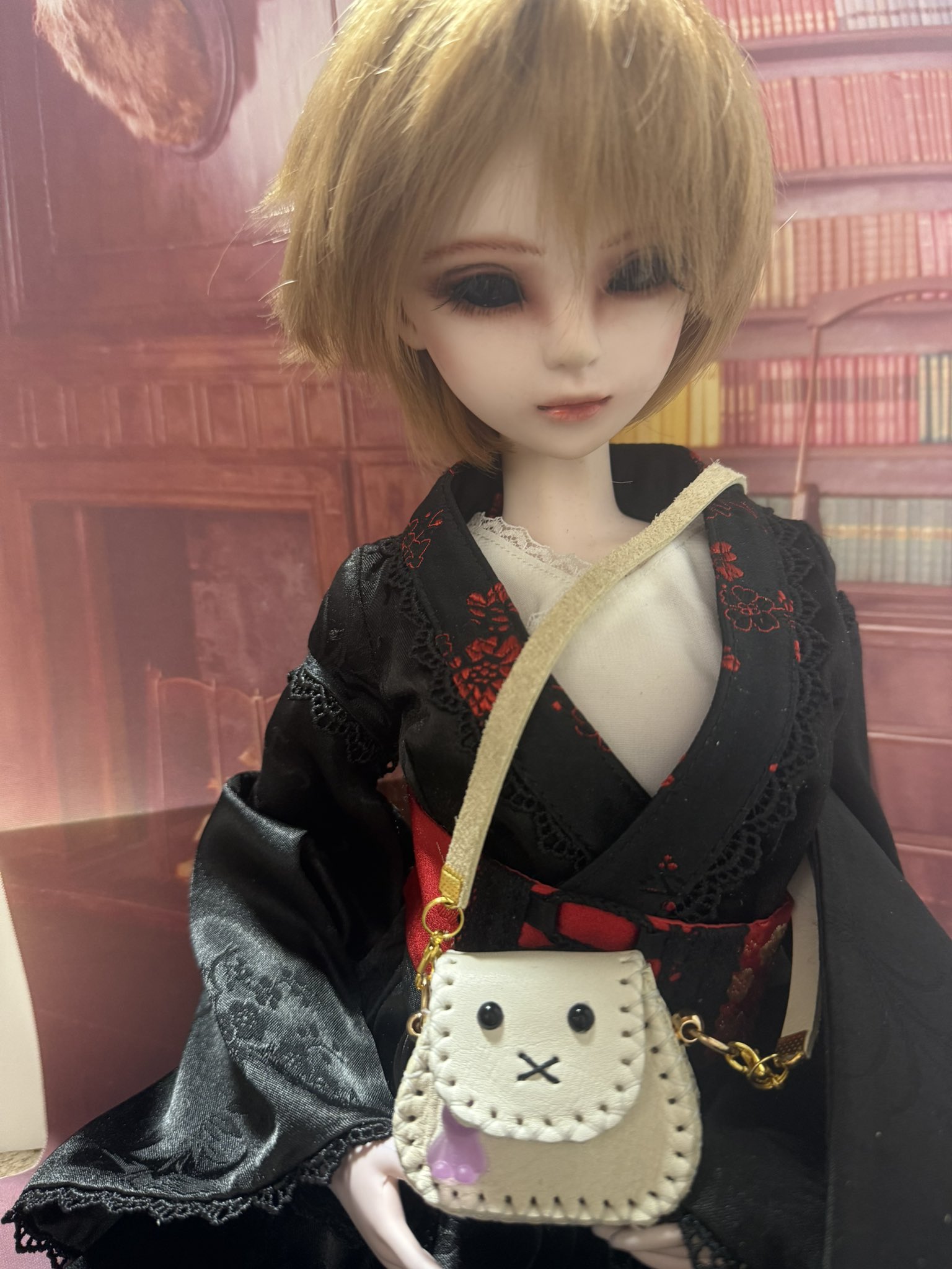 フィギュリン　ウサギを連れたオランダ人の少年 4582119993887_5.jpg