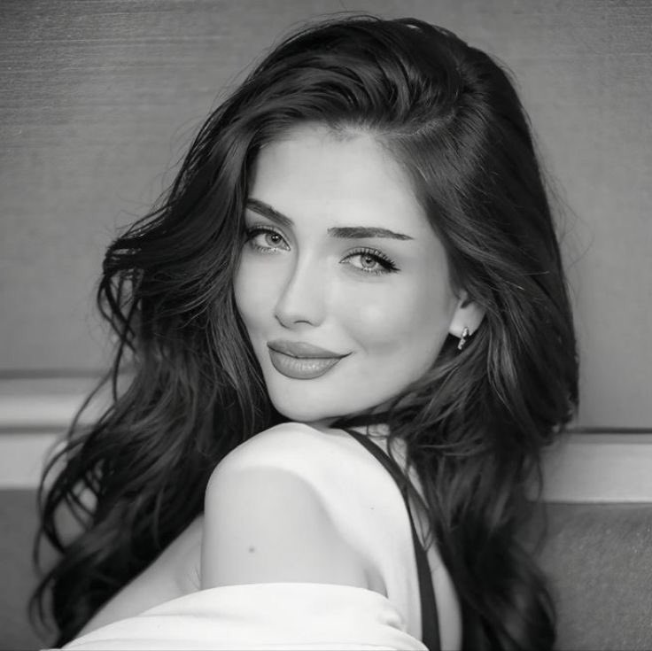 .
.

🦋

حبك سكن بين قلبي وآنفاسي ..♥️

.
.

#توته