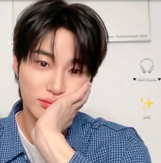 the fact that she choose this bf coded of him from the varo calendar also the coincidence of her birthdate in that calendar hehehe