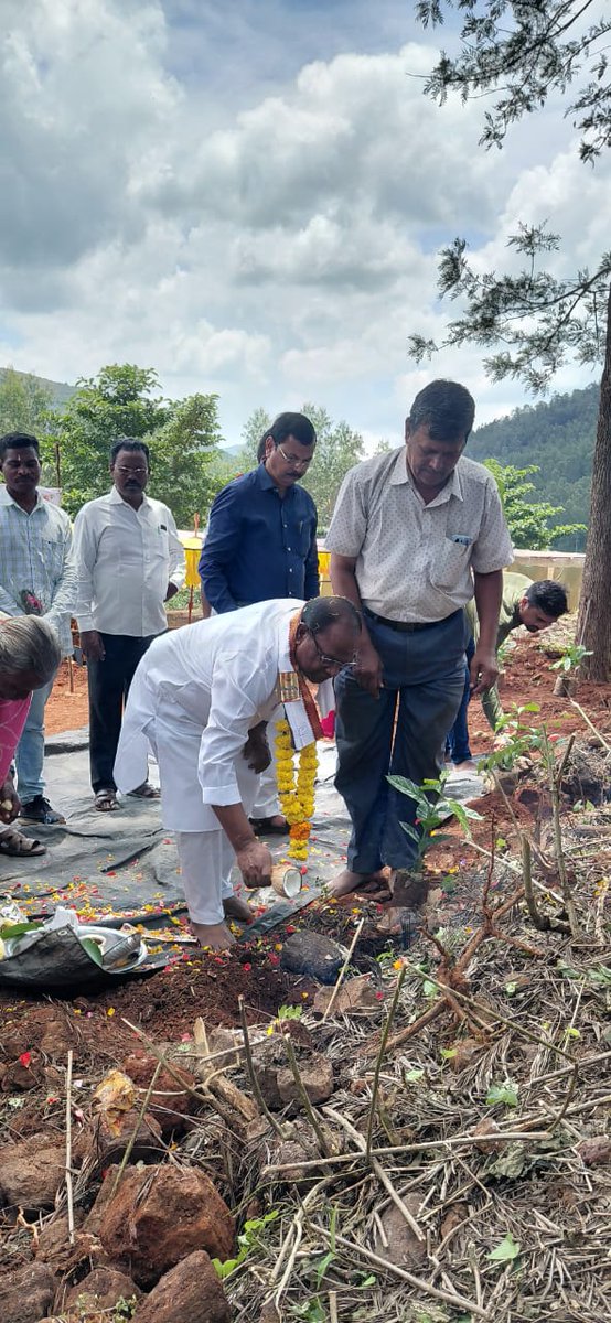 Rama Chandra Kadam (@rckadaminc) on Twitter photo ପଟାଙ୍ଗୀ ନିର୍ବାଚନ ମଣ୍ଡଳୀର ସେମିଳିଗୁଡ଼ା ବ୍ଲକ ଅନ୍ତର୍ଗତ ପୁରିଆଖୁଡ଼ିଠାରେ କଫି ଚାଷ ଉଦଘାଟନୀ ଉତ୍ସବରେ ଯୋଗ ଦେଲି।ଜୀବନ ଜୀବିକା ନିର୍ବାହ ପାଇଁ କଫି ଚାଷ ସର୍ବୋତ୍କୃଷ୍ଟ ମାଧ୍ୟମ ହେଉ।
<a href="/INCIndia/">Congress</a> <a href="/RahulGandhi/">Rahul Gandhi</a>
<a href="/AjayLalluINC/">Ajay Kumar Lallu</a> <a href="/kcvenugopalmp/">K C Venugopal</a> <a href="/kharge/">Mallikarjun Kharge</a> @BHAKTACHARANDAS
#Constitution #Odisha #PeoplesLeader #Koraput ପଟାଙ୍ଗୀ ନିର୍ବାଚନ ମଣ୍ଡଳୀର ସେମିଳିଗୁଡ଼ା ବ୍ଲକ ଅନ୍ତର୍ଗତ ପୁରିଆଖୁଡ଼ିଠାରେ କଫି ଚାଷ ଉଦଘାଟନୀ ଉତ୍ସବରେ ଯୋଗ ଦେଲି।ଜୀବନ ଜୀବିକା ନିର୍ବାହ ପାଇଁ କଫି ଚାଷ ସର୍ବୋତ୍କୃଷ୍ଟ ମାଧ୍ୟମ ହେଉ।
<a href="/INCIndia/">Congress</a> <a href="/RahulGandhi/">Rahul Gandhi</a>
<a href="/AjayLalluINC/">Ajay Kumar Lallu</a> <a href="/kcvenugopalmp/">K C Venugopal</a> <a href="/kharge/">Mallikarjun Kharge</a> @BHAKTACHARANDAS
#Constitution #Odisha #PeoplesLeader #Koraput