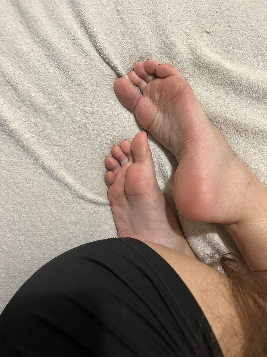 👑 𝟏𝟖𝔂𝓸 𝓕𝓲𝓷𝓭𝓸𝓶 𝓠𝓾𝓮𝓮𝓷 👑 (@18yofindom) on Twitter photo Zostało jeszcze 200 follow do rozdania
Już radzę wam wyczekiwać 😈
Findom Femdom Footfetish Bankomat Domina Bogini Sługa Niewolnik Pieniądze Money Danina Soles HumanATM Socks <a href="/rt_feet/">Feet RT PROMO (Road to 100K)</a> Zostało jeszcze 200 follow do rozdania
Już radzę wam wyczekiwać 😈
Findom Femdom Footfetish Bankomat Domina Bogini Sługa Niewolnik Pieniądze Money Danina Soles HumanATM Socks <a href="/rt_feet/">Feet RT PROMO (Road to 100K)</a>