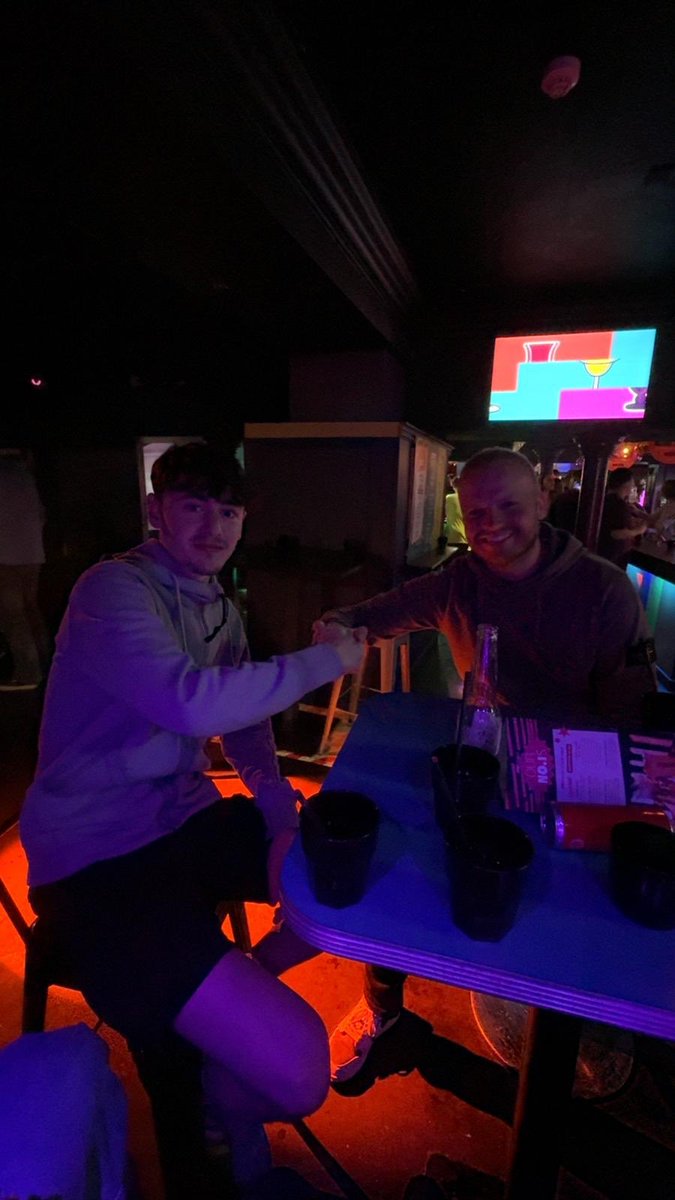 SIGNING ANNOUNCEMENT ☑️

What happens in Swansea doesn’t always stay in Swansea 👀

Agent Jay Hill coming through with a masterclass to secure Charlie Richards, who topped off his first appearance in a Harrow shirt with a goal last night.

Welcome to the club Chaz 🤝🏻 #UTA