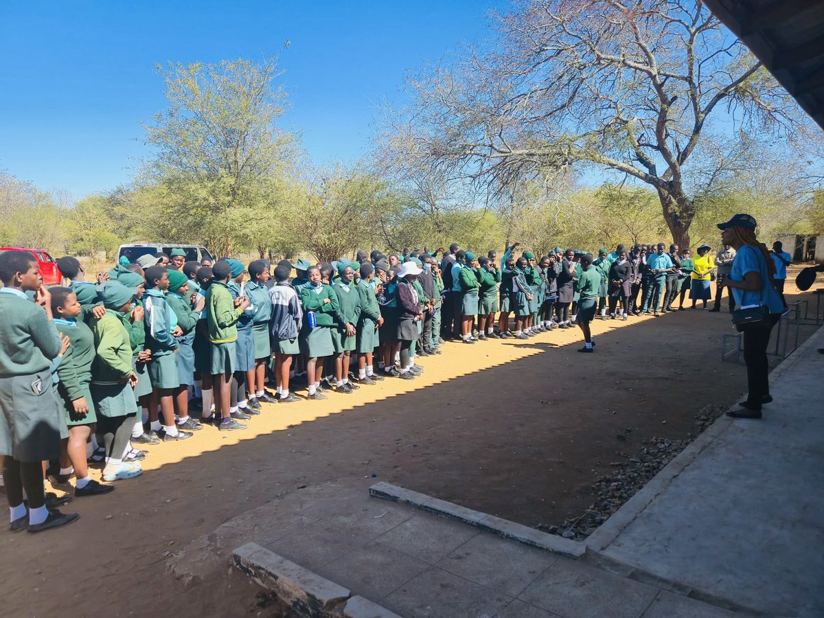 cpczimbabwe's tweet image. Yesterday, the @cpczimbabwe, in partnership with the @Min_of_IC and @Potraz_zw, visited Mabheka Secondary School, empowering students with crucial consumer knowledge. From digital safety to fair trade practices.These young minds are now better equipped to navigate the marketplace