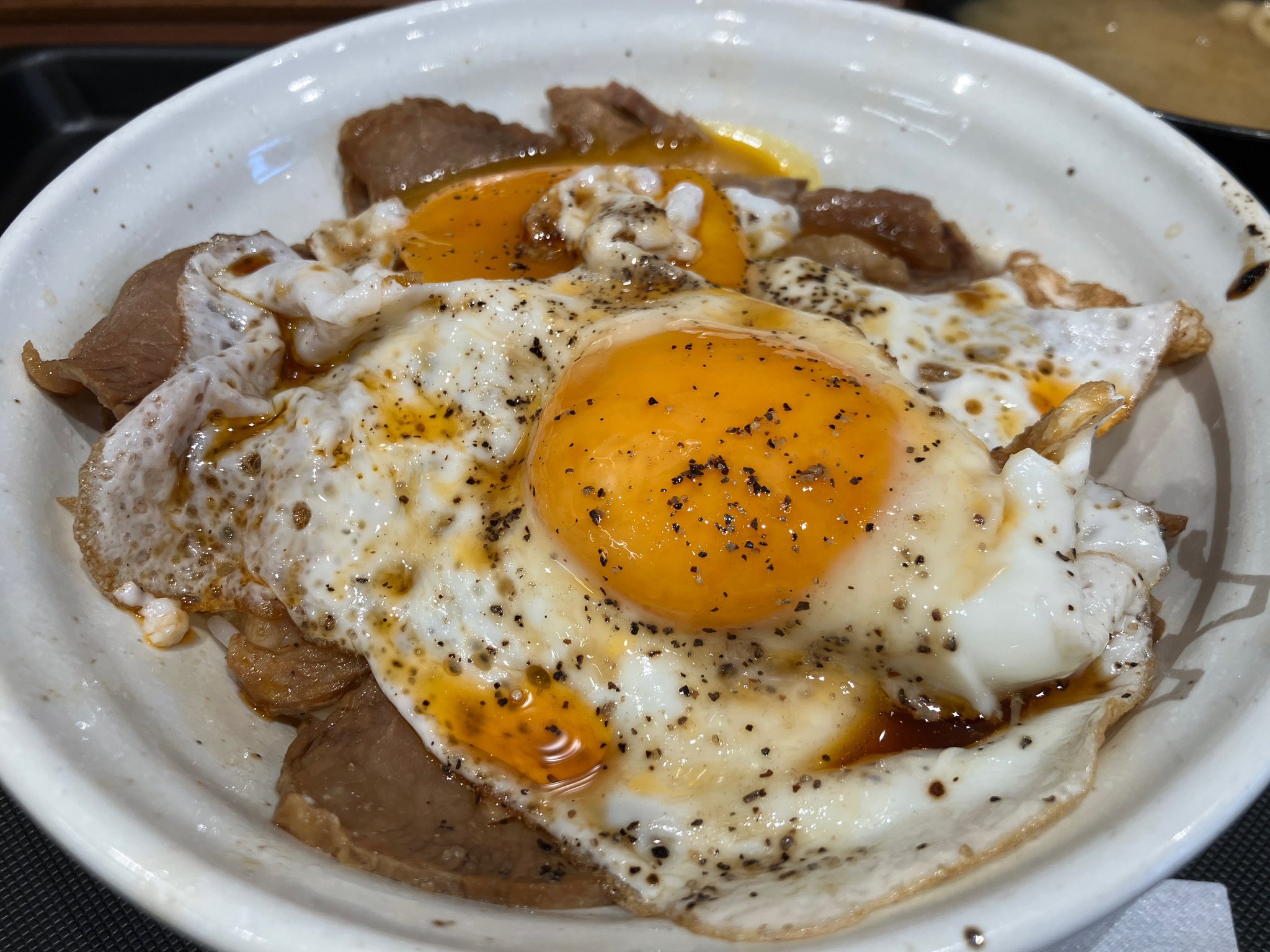 ご当地キティ　今治限定　焼豚玉子飯　根付　10個 ハローキティ ご当地 今治限定 焼豚玉子飯 根付 ストラップ レア