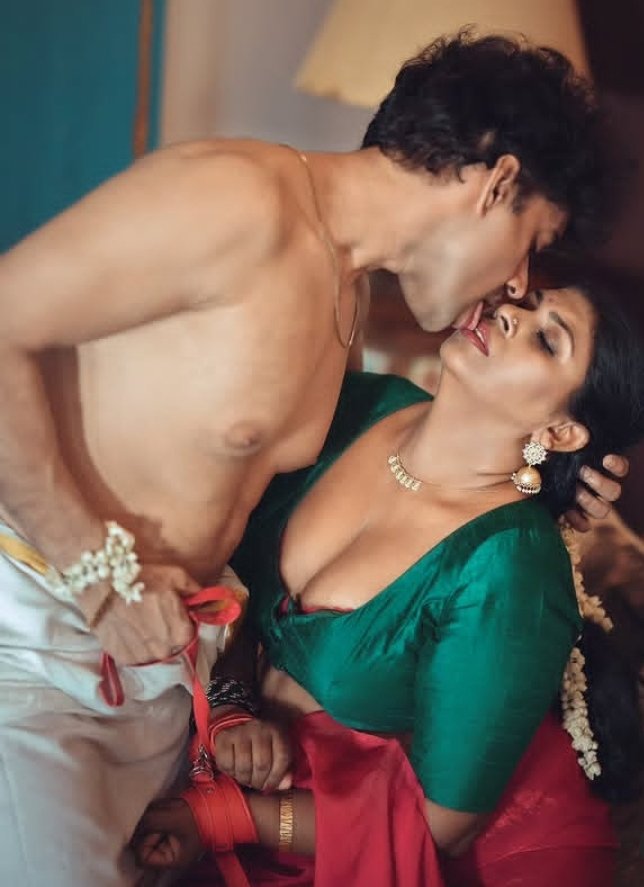 வண்ணத்துப்பூச்சி,
மலர் தவிர்த்து,
உன் தேன் இதழ் தேடும்,
மர்மம் ஏனோ?
<a href="/chandr35264/">Chandra</a> 😍😍😘😘