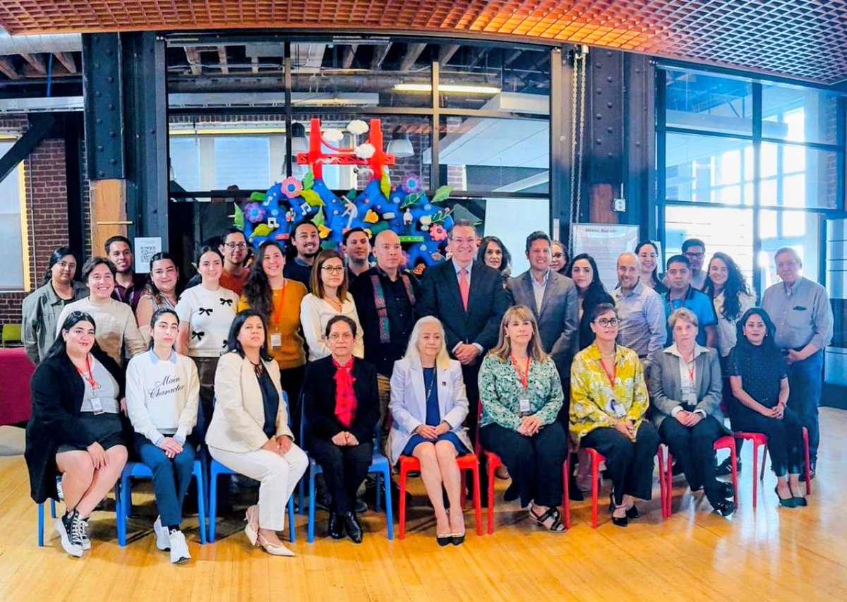 Mi profunda gratitud a la Presidenta Claudia Sheinbaum por la distinción que me ha otorgado al designarme Cónsul General de México en San Francisco.

Mi compromiso es que junto con el extraordinario equipo del Consulado protejamos, orientemos y ayudemos a nuestras paisanas y