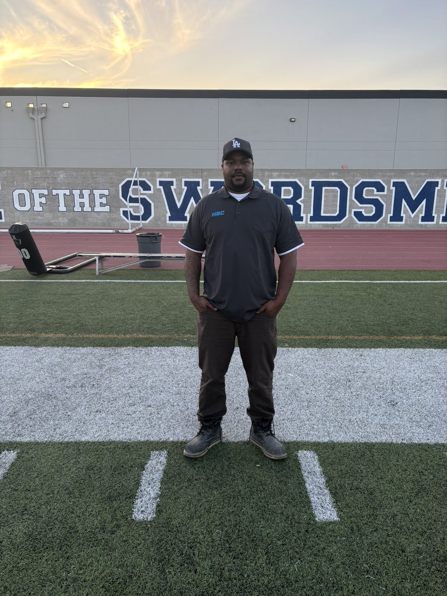 St. Paul Football (@stpaulhsfb) on Twitter photo Thank you to St. Paul Football alum Ryan Stiger for stopping by and speaking to the team about preparation and what it means to be a Swordsman. Ryan was a key member of our 2007 CIF Championship team. <a href="/GhostsofStPaul/">The Ghosts of St. Paul Football</a> <a href="/dlineshowtime/">DLINESHOWTIME</a> Thank you to St. Paul Football alum Ryan Stiger for stopping by and speaking to the team about preparation and what it means to be a Swordsman. Ryan was a key member of our 2007 CIF Championship team. <a href="/GhostsofStPaul/">The Ghosts of St. Paul Football</a> <a href="/dlineshowtime/">DLINESHOWTIME</a>