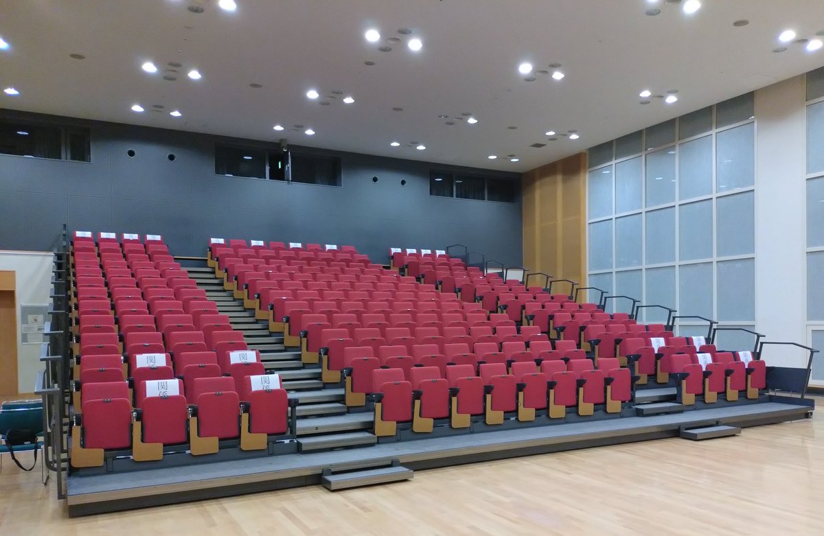 これから星槎さっぽろセミナーです。星槎もみじ中学校の先生方に素晴らしい会場を用意していただきました。