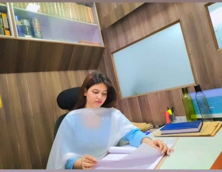 मेरे लिए वो रिश्ते सबसे पूजनीय रहेंगे..
जिन्होंने वक्त आने पर मुझे समझा और समझाया भी....❤️