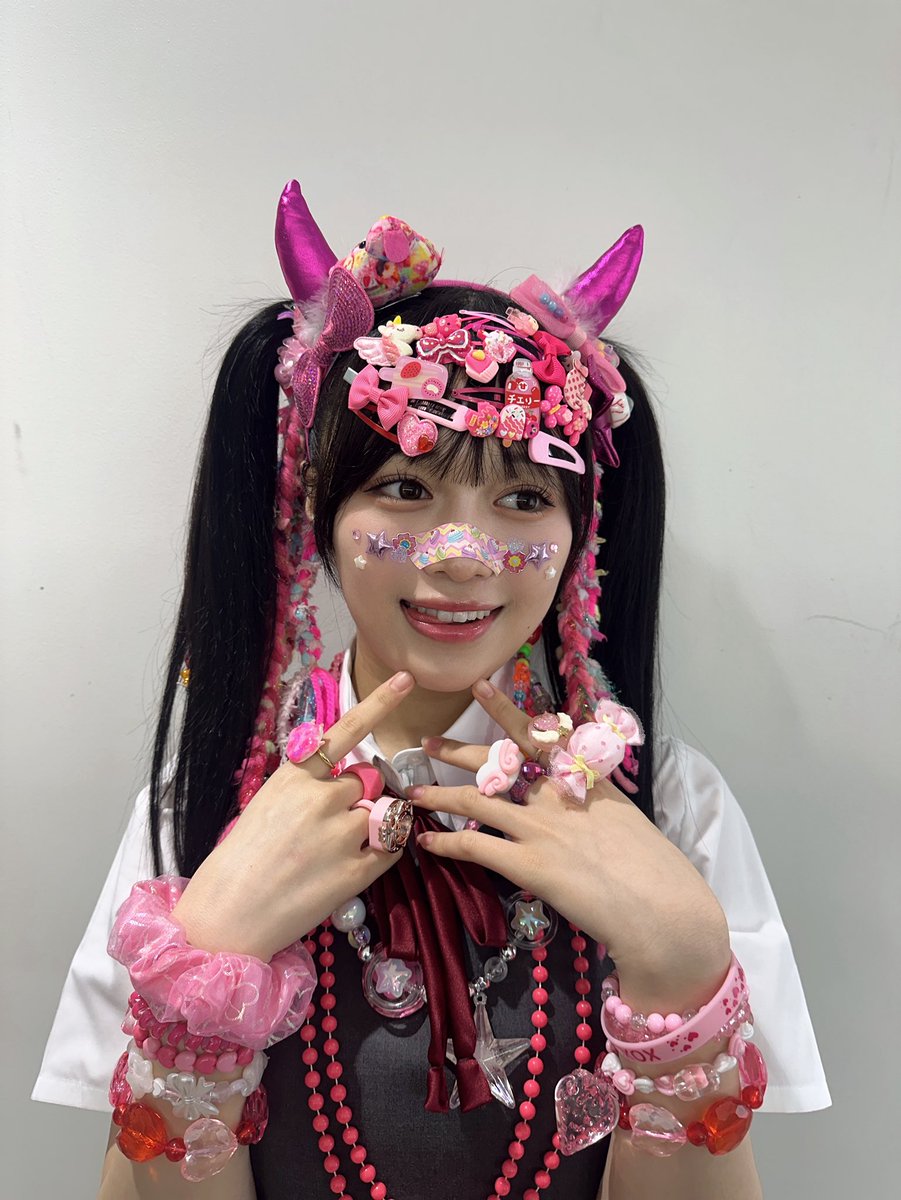 なっちゃんおめおめハッピーバスデー！のお祝いで今年はデコラ体験してきました🎀𓈒𓂂𓇬

新たな扉開いちゃった…ナ…₍ᐢ･֊･ᐢ₎🩷ྀི

 #lovelive #Liella #LiellaCLUB