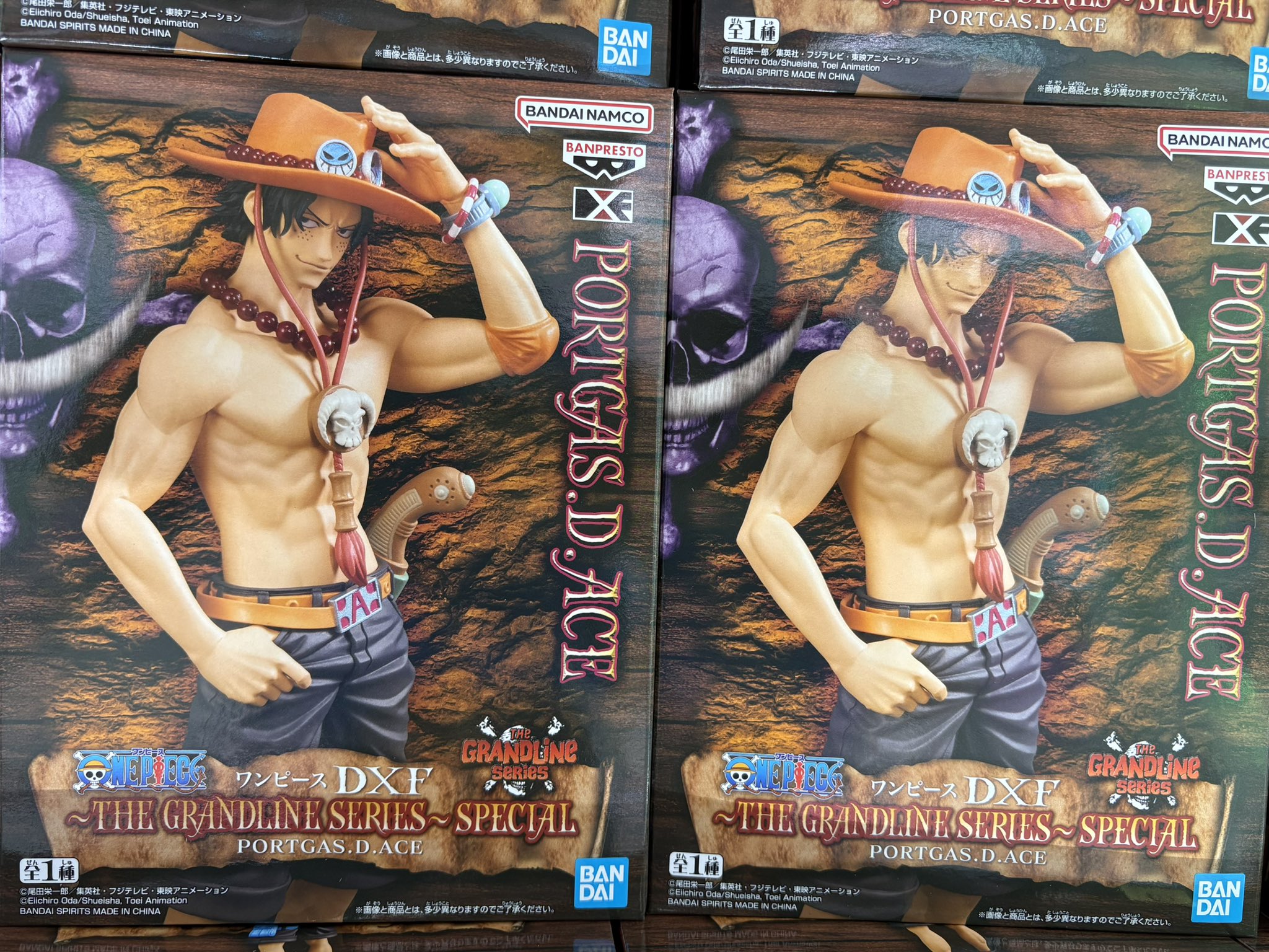 ワンピース　50～99巻セット＋おまけ Amazon.co.jp: ONE PIECE FILM Z DVD GREATEST ARMORED EDITION