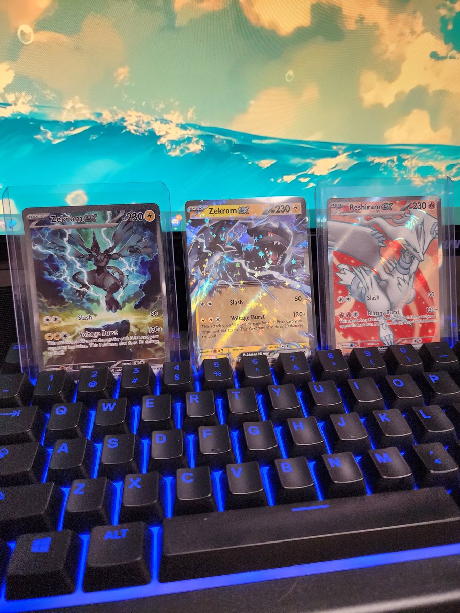 Shaelstrom's tweet photo. Pulled some fire from Black Bolt, White Flare binder collections tonight with the boys. 🔥🔥🔥 @Meowlgo @Spacolie 

@MinnerAlgo @StaxxOnDexx check out what I just pulled 🤯🤯🤯🤩🤩🤩

@Pokemon #PokemonTCG https://t.co/j9UG6iR7FG