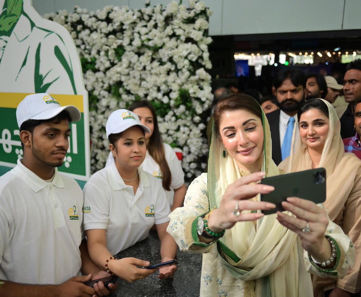 Sania Ashiq (@saniaaashiq) on Twitter photo Madam CM took time to talk with volunteers who wanted to take a picture with them.
How the youth syncs with <a href="/MaryamNSharif/">Maryam Nawaz Sharif</a> is a sight to see Madam CM took time to talk with volunteers who wanted to take a picture with them.
How the youth syncs with <a href="/MaryamNSharif/">Maryam Nawaz Sharif</a> is a sight to see