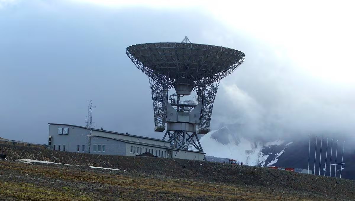 0_fighter_taka's tweet image. 🌐🇨🇳中国と🇳🇴ノルウェーの『#気象改変覇権戦争』

🇳🇴ノルウェー、#スヴァールバル諸島 の🇨🇳中国の大型レーダーアンテナ建設計画にノーを表明。
#EISCAT3D
#次世代型気象改変装置