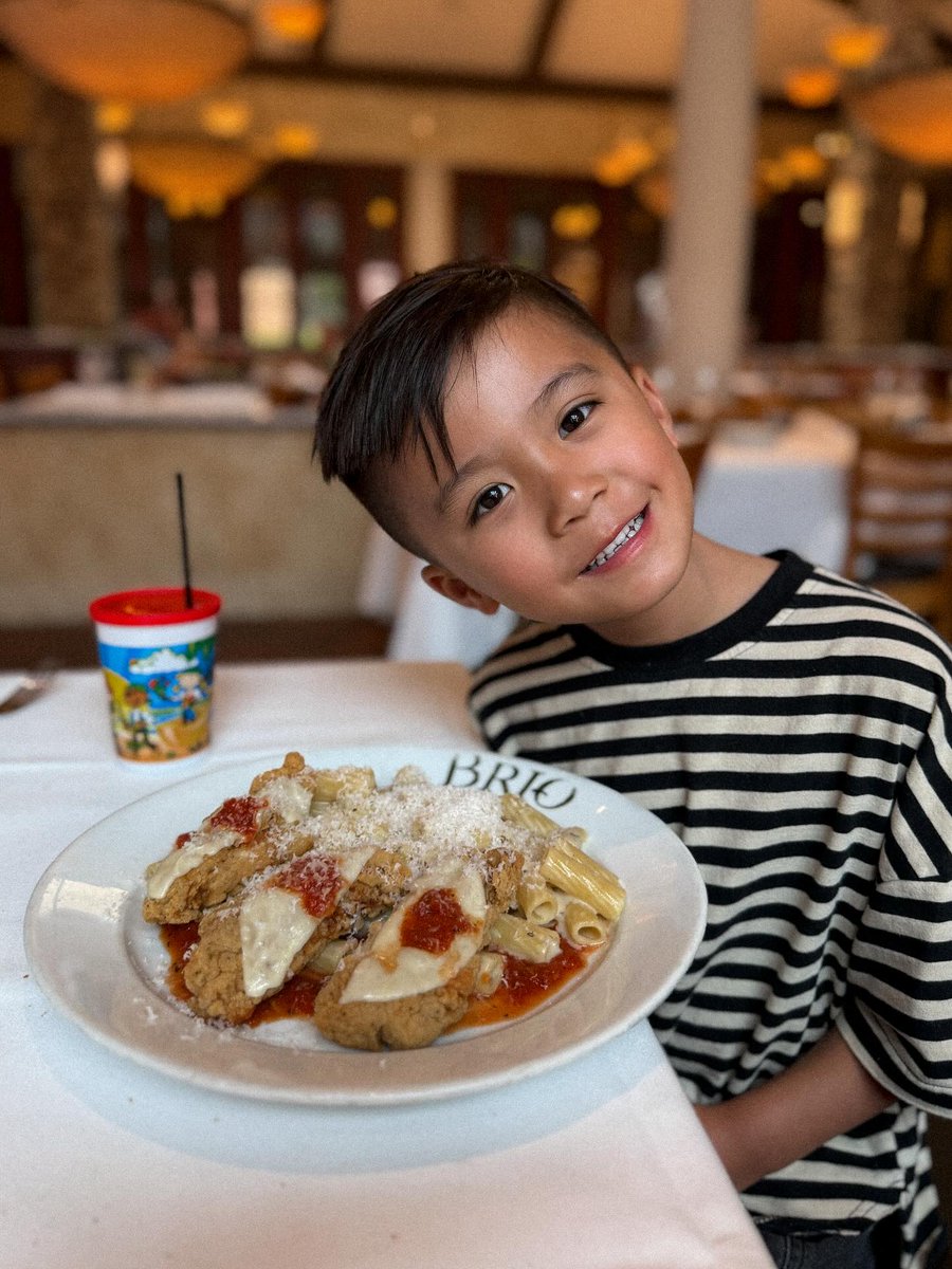Back to School, Brio Style! 🎒🍝
Make the school year kickoff extra special with a family meal everyone will love. Perfectly portioned and full of flavor. 
🎥 Credit to @ thedailyjenny on Instagram. 
#BrioItalianGrille #BackToSchoolEats #FamilyDinner #ItalianFlavors