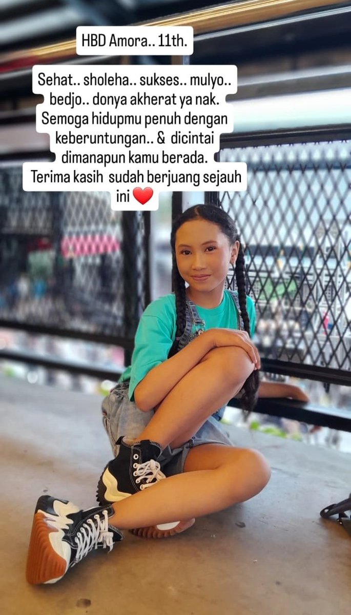 Hanya doa terbaik bagimu yg bisa ayah ucapkan saat hari kelahiranmu ini.
Maaf klo ayah blom bisa memberi yg kau mau saat ini, tp ayah akan selalu berusaha utk mendapatkan yg terbaik bagimu.
Love u bintang kecilku
#amora #bday