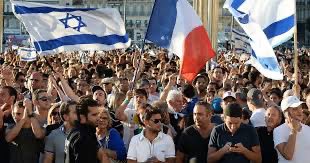Les Juifs de France n’ont pas à prouver leur attachement à l’universalisme :ils l’ont payé au prix fort!Défendre #Israel🇮🇱 ou s’inquiéter pour les siens n’est pas un repli, c’est une loyauté.
La République ne devrait jamais les soupçonner pour cela.
#Universalité #ProcèsEnLoyauté