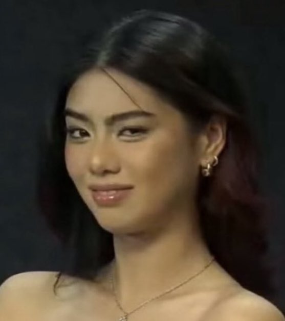 mikha knowing the chaos she started after saying “i love you” to aiah: