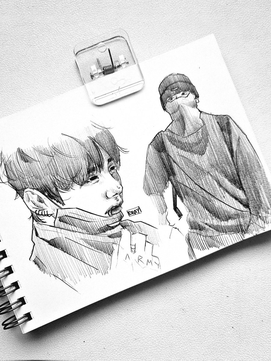 _GrayDuck44's tweet photo. 🥷🐰
.....
#JUNGKOOK #JK https://t.co/pdapzlVUDq