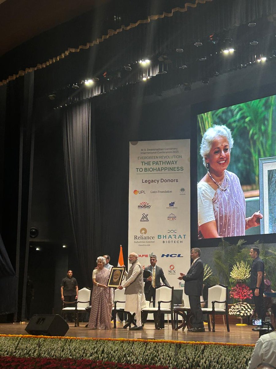 ril_foundation's tweet image. Today is the centenary of Bharat Ratna Prof M S Swaminathan. As the Prime Minister and key dignitaries converge at the event, Reliance Foundation reaffirms its commitment to transform lives of communities in rural India, especially small and marginal farmers. 

 #MSS100…