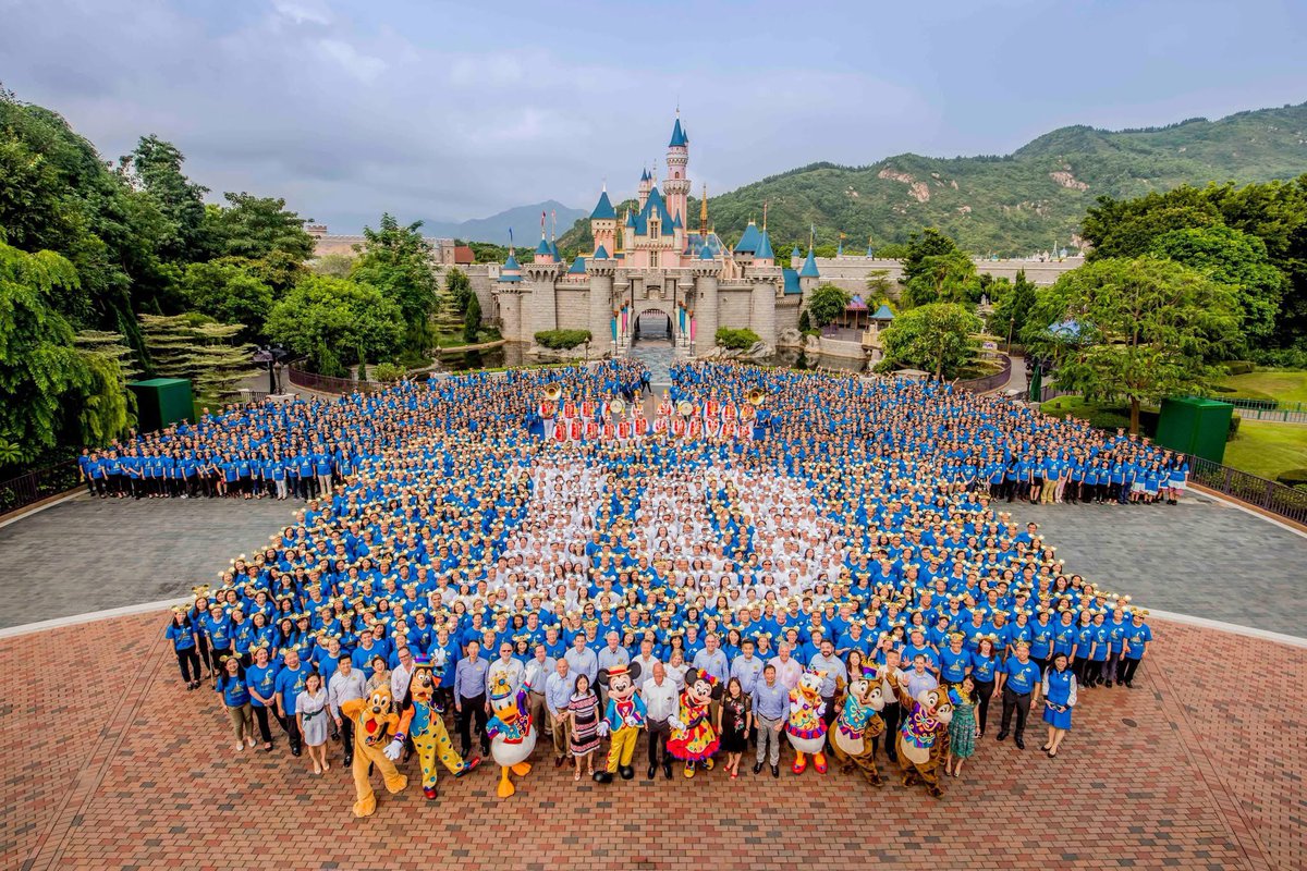 グランドオープン香港ディズニーランド 香港☆香港ディズニーランド15周年記念 お城がリニューアル