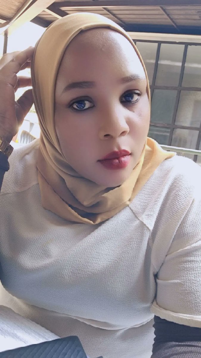 Stop expecting people to be perfect. Constantly expecting people to talk, act, and behave the way you want will only drain your energy. Instead, learn about people and set clear boundaries (physical or emotional).
#mentalhealth

Asalam Alaikum 

Good morning family 

Blessed day