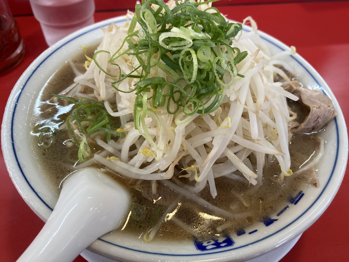 名古屋入官にて3件分の申請相談
2時間半喋って疲れた😮‍💨
帰りはこれ😋🍜