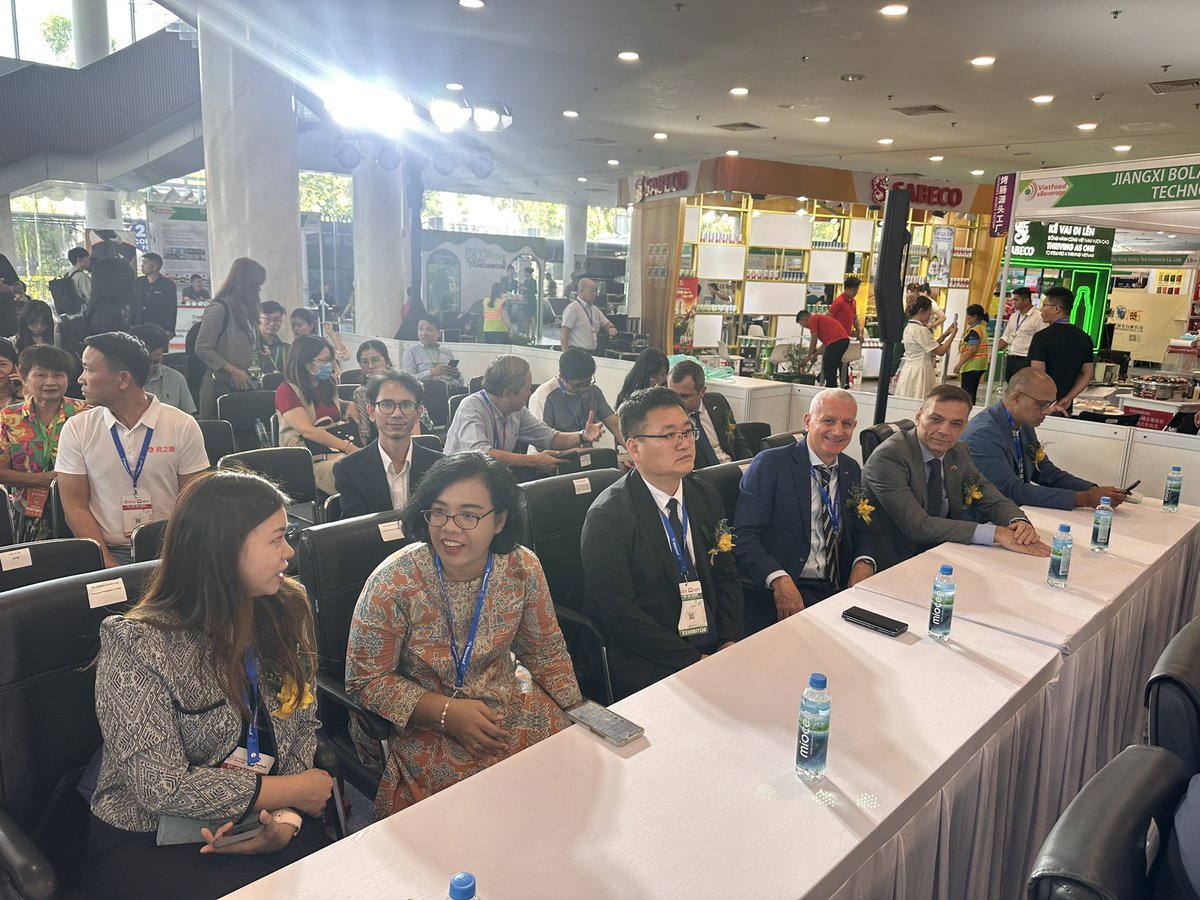 Midercole's tweet photo. Opening Ceremony VIETFOOD &amp; BEVERAGE-PROPACK 2025 @IchamV https://t.co/GIF2dwLHPa